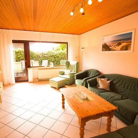 Holiday home Baltrumweg 1 Schillig